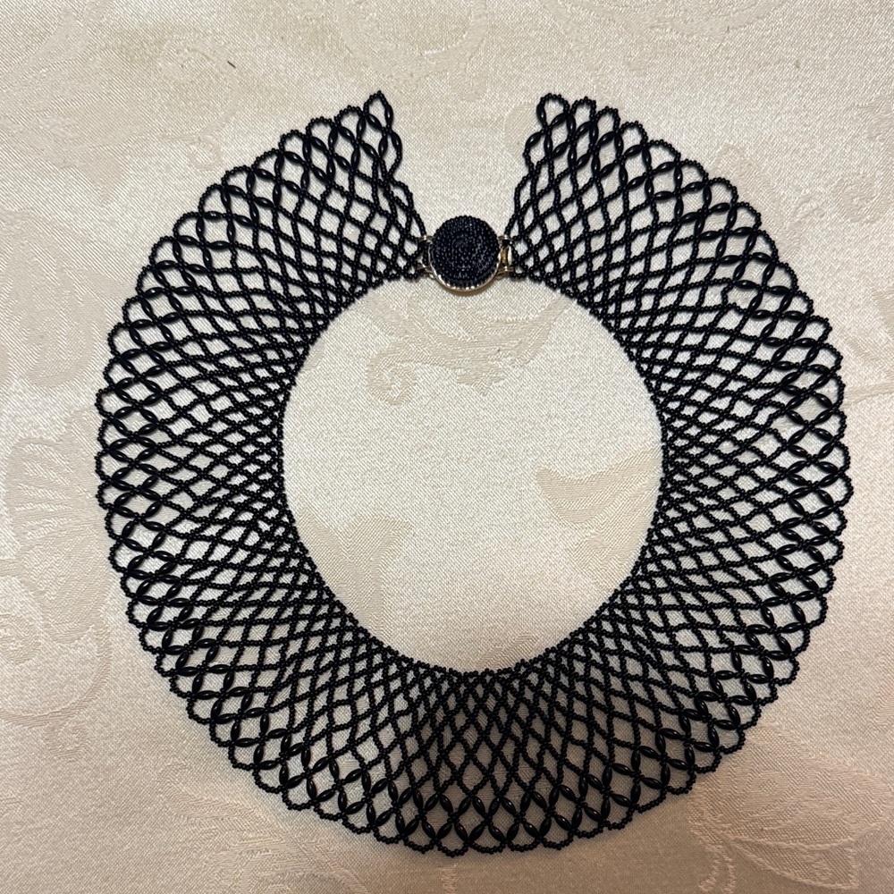 Elegant Black Mesh Necklace